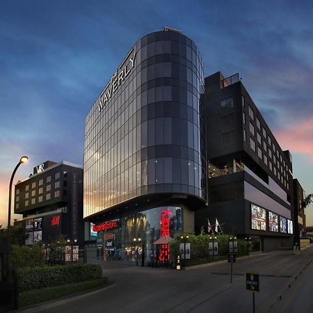 The Waverly Hotel & Residences Bangalore Exteriör bild